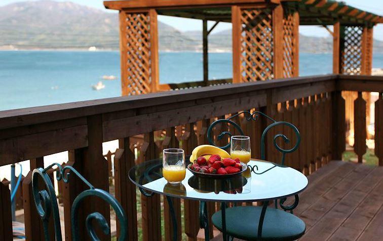 Rainbow Hill Pension Namhae Exterior foto